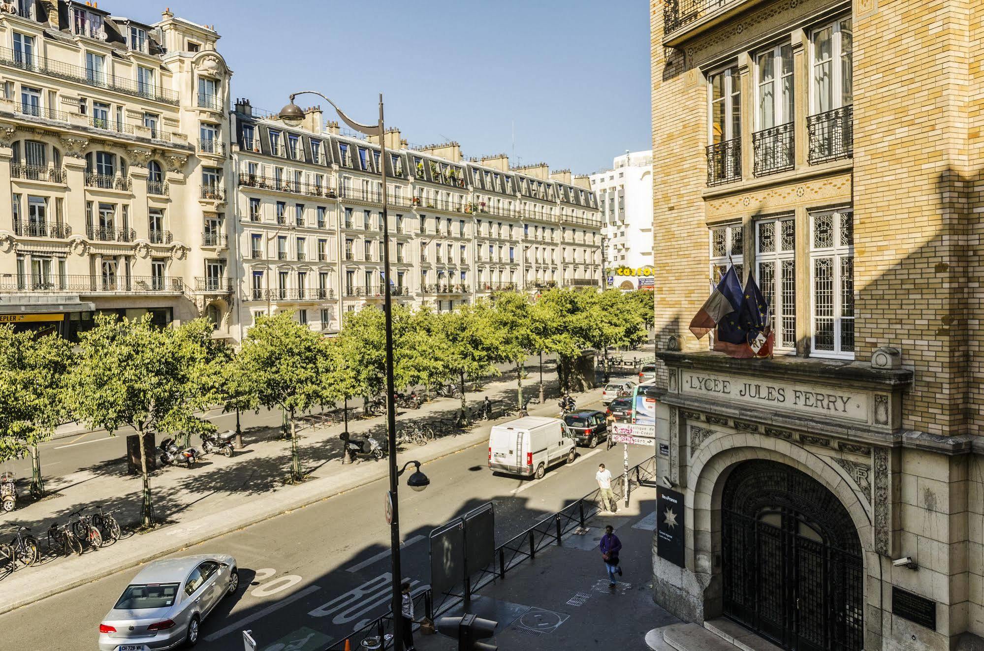 Contact Hotel Alize Montmartre Paris Exterior photo